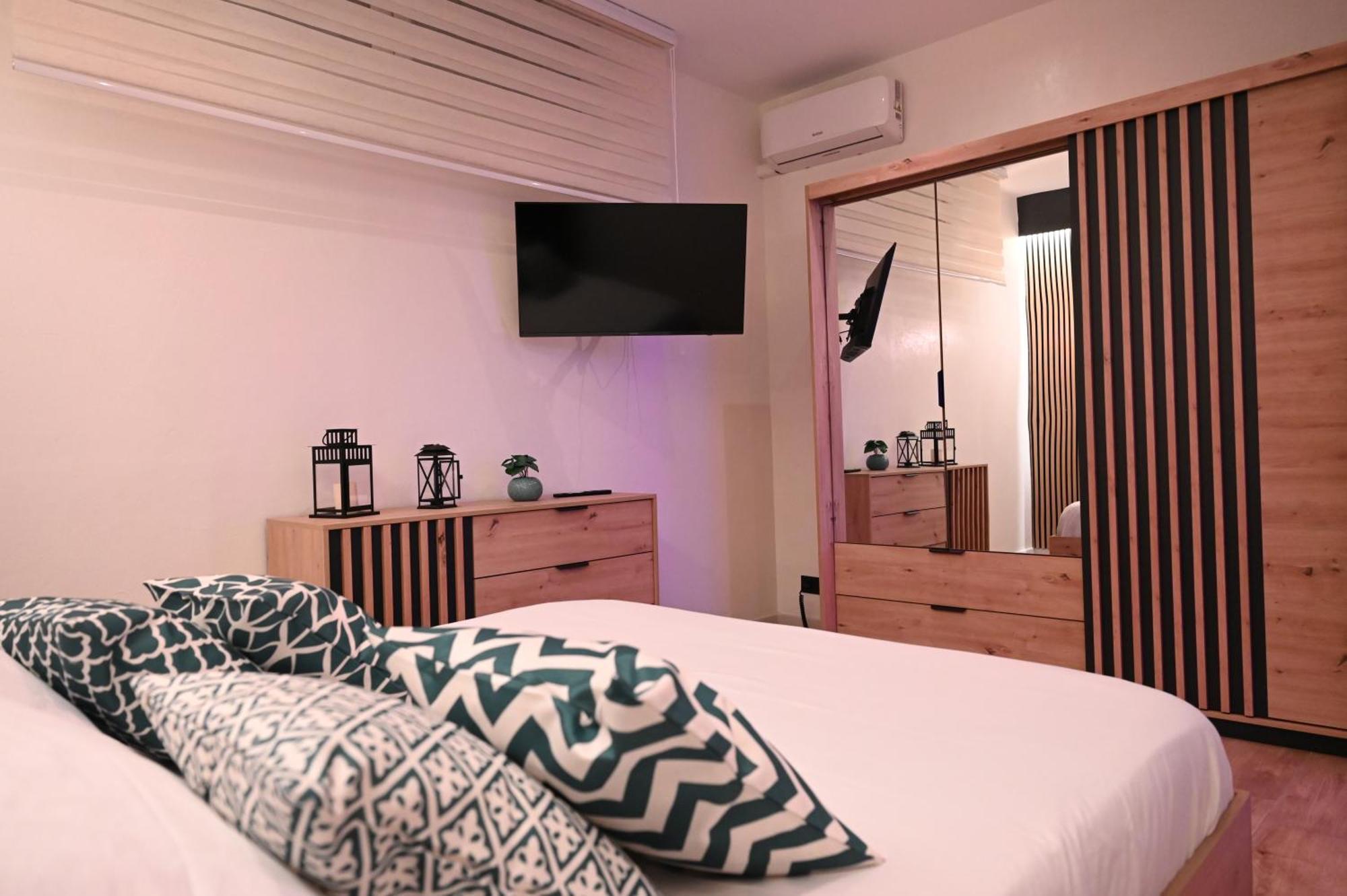Duca Degli Abruzzi Modern House Luxury Relax Leilighet Brindisi Eksteriør bilde