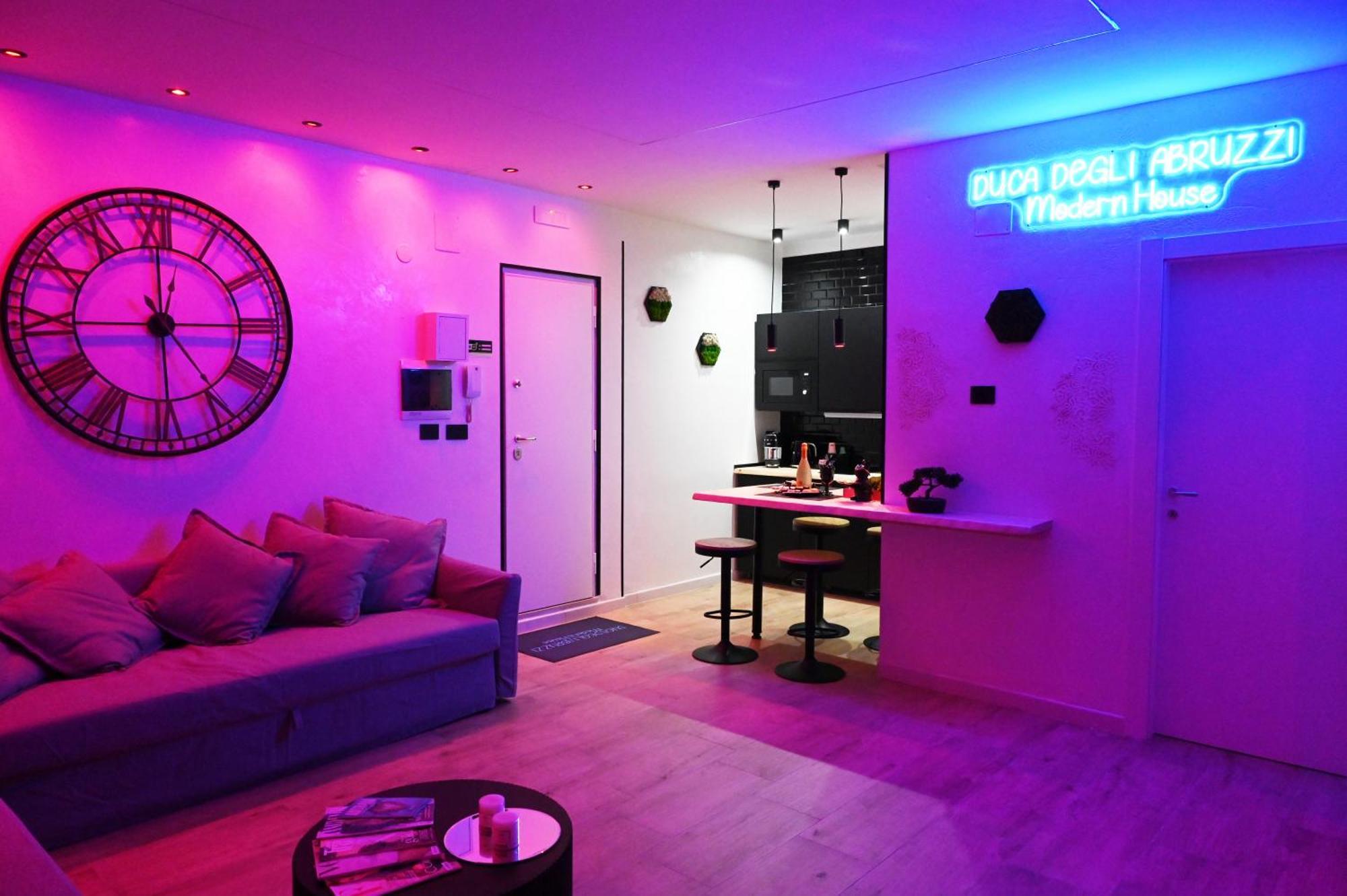 Duca Degli Abruzzi Modern House Luxury Relax Leilighet Brindisi Eksteriør bilde